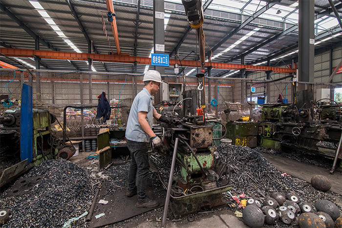 太原网架配件-螺栓球加工车间